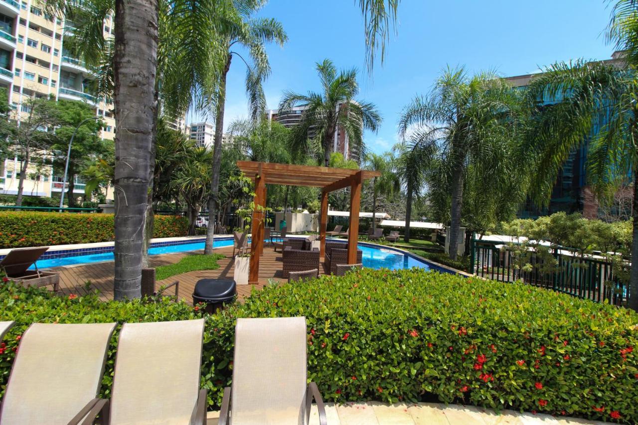 Barra Da Tijuca - 508 - De Frente Para Maravilhosa Piscina - Estacionamento Gratuito - Academia Comphania Atletica - Balsa Para Praia Gratis - Microondas - Geladeira Grande - Recepcao 24Horas - Wi-Fi - Com Pia Рио-де-Жанейро Экстерьер фото