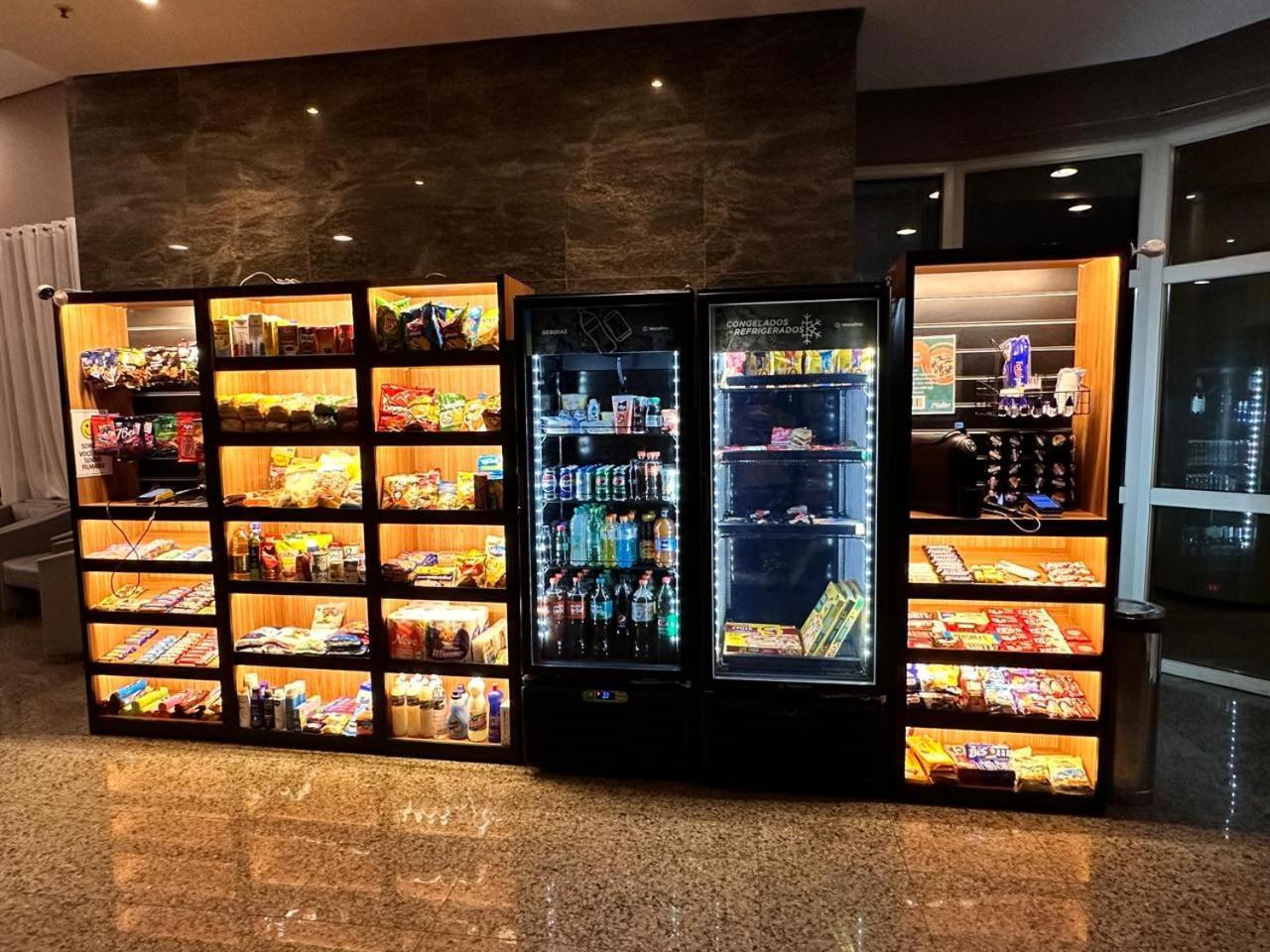 Barra Da Tijuca - 508 - De Frente Para Maravilhosa Piscina - Estacionamento Gratuito - Academia Comphania Atletica - Balsa Para Praia Gratis - Microondas - Geladeira Grande - Recepcao 24Horas - Wi-Fi - Com Pia Рио-де-Жанейро Экстерьер фото